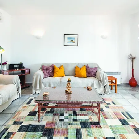 Quinta Do Rosal, Casa Rosa Vila *