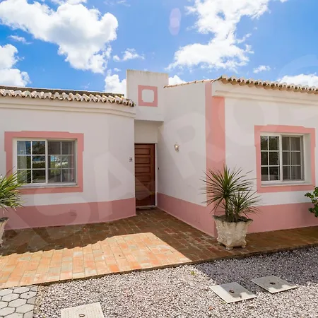 Quinta Do Rosal, Casa Rosa