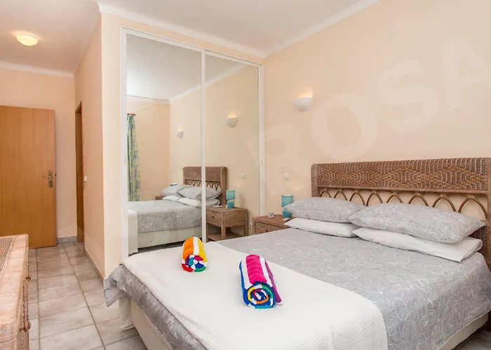 Quinta Do Rosal, Casa Rosa 别墅