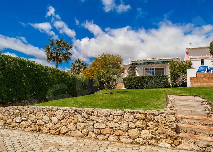 Quinta Do Rosal, Casa Rosa