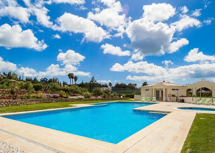 Villa Quinta Do Rosal, Casa Rosa