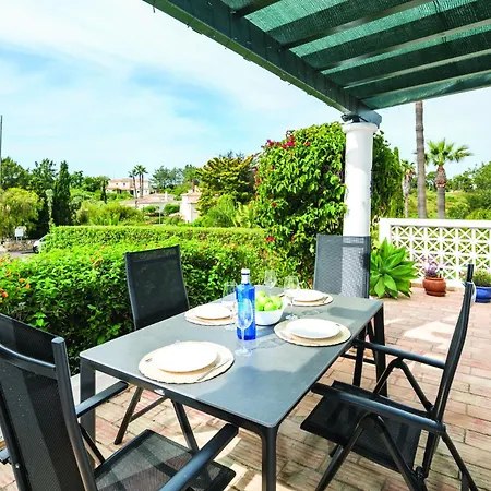 Villa Quinta Do Rosal, Casa Rosa